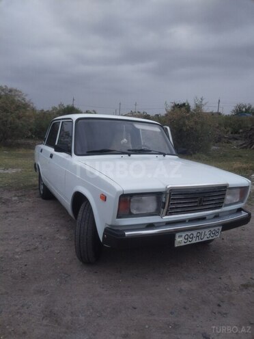 LADA (VAZ) 2107