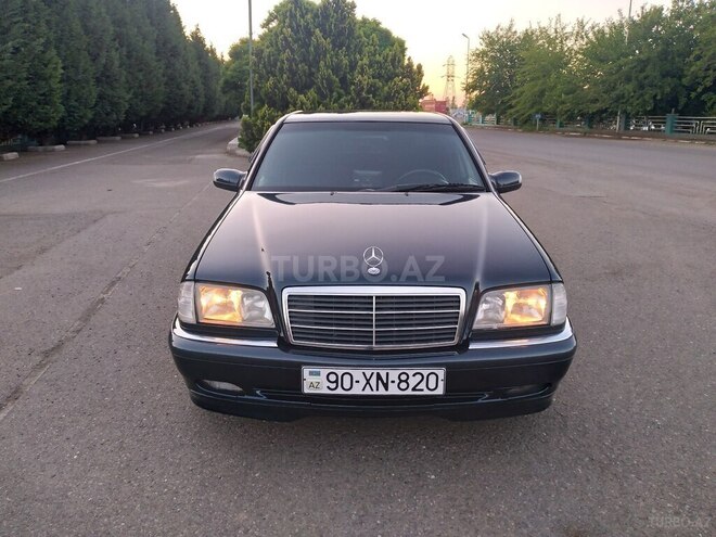 Mercedes C 240 1999, 340,220 km - 2.4 l - Qazax