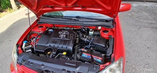 Toyota Corolla 2004, 249,900 km - 1.4 l - Bakı
