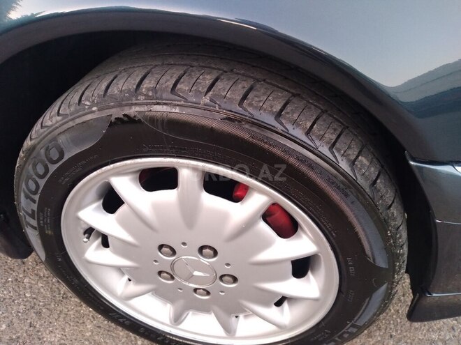 Mercedes C 240 1999, 340,220 km - 2.4 l - Qazax