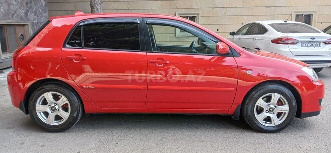 Toyota Corolla 2004, 249,900 km - 1.4 l - Bakı