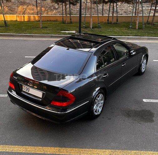 Mercedes E 320 2002, 299,000 km - 3.2 л - Bakı