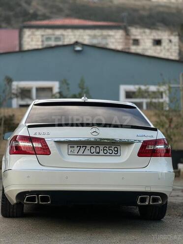 Mercedes E 200