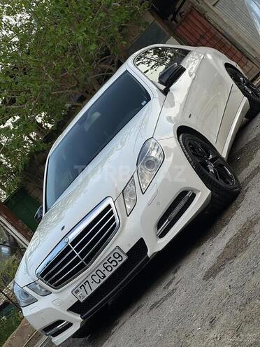 Mercedes E 200