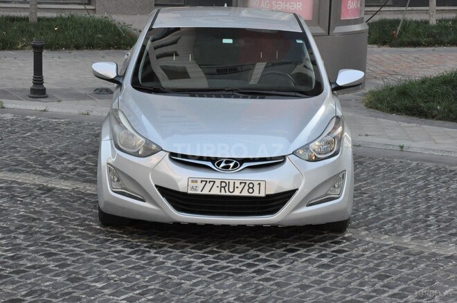 Hyundai Elantra