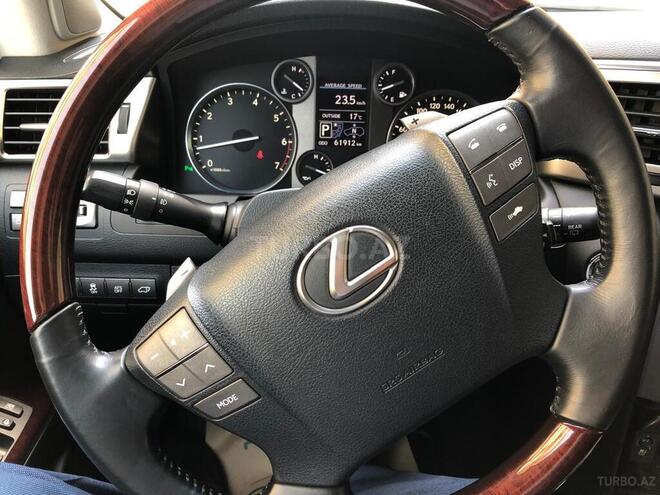 Lexus LX 570