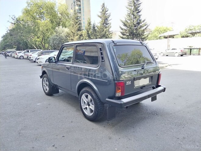 LADA (VAZ) Niva