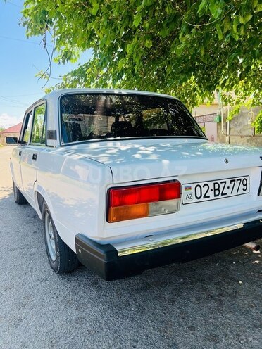 LADA (VAZ) 2107