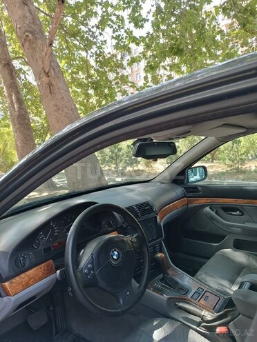 BMW 528 1997, 315,000 km - 2.8 l - Bakı