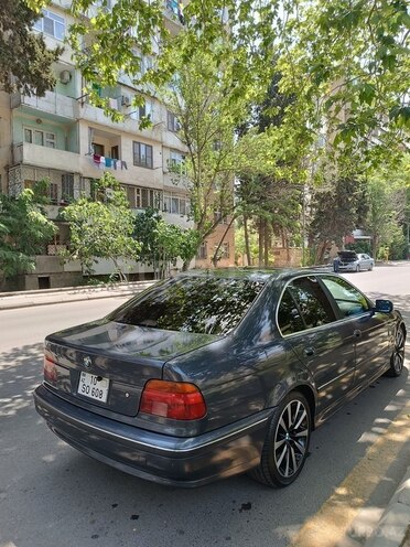 BMW 528 1997, 315,000 km - 2.8 l - Bakı