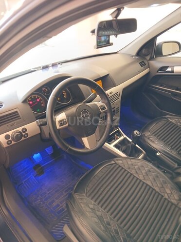Opel Astra 2007, 273,000 km - 1.4 l - Bakı