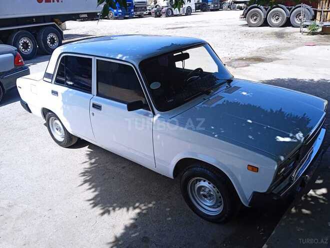 LADA (VAZ) 2107