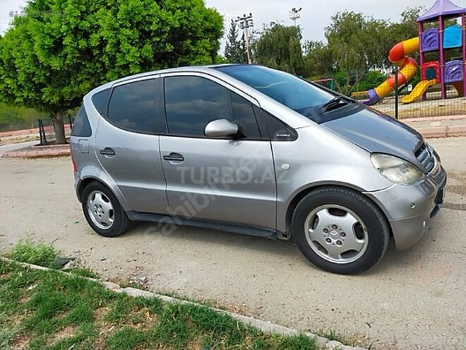 Mercedes A 160 2016, 522,255 km - 1.6 l - Bakı