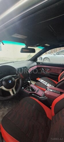 BMW 525 2002, 371,000 km - 2.5 l - Bakı
