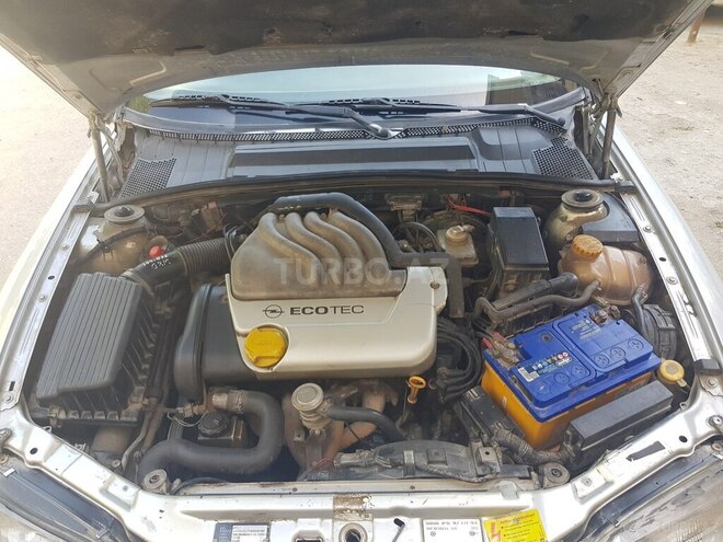 Opel Vectra 1996, 202,000 km - 1.6 l - Sumqayıt