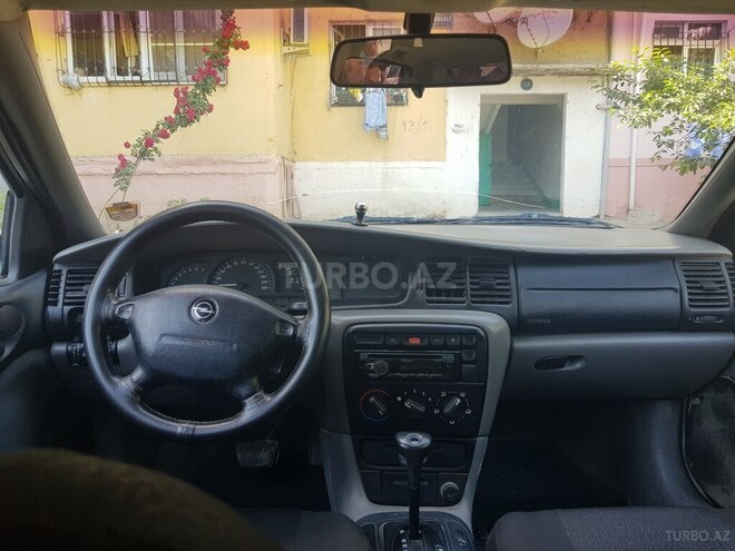 Opel Vectra 1996, 202,000 km - 1.6 l - Sumqayıt