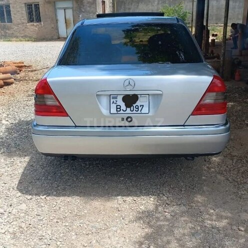 Mercedes C 230 1997, 421,749 km - 2.3 l - Yevlax