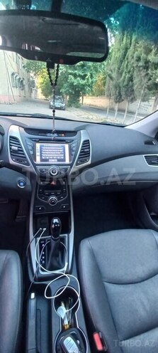 Hyundai Elantra 2015, 105,530 km - 1.8 l - Mingəçevir