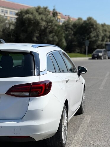 Opel Astra 2016, 127,000 km - 1.6 l - Bakı