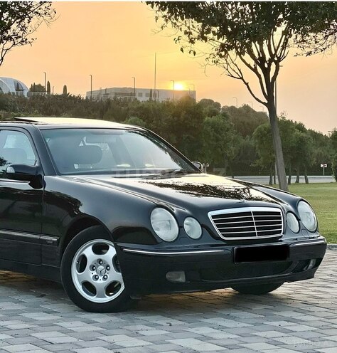 Mercedes E 220 d 2000, 334,000 km - 2.2 l - Bakı