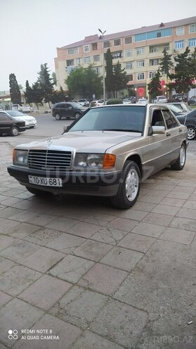 Mercedes 190 1992, 315,000 km - 2.0 l - Sumqayıt