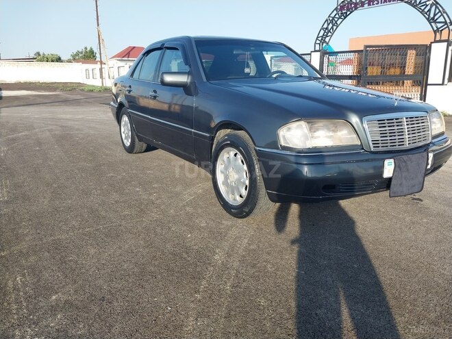 Mercedes E 220 d 1994, 330,000 km - 2.2 l - Bakı