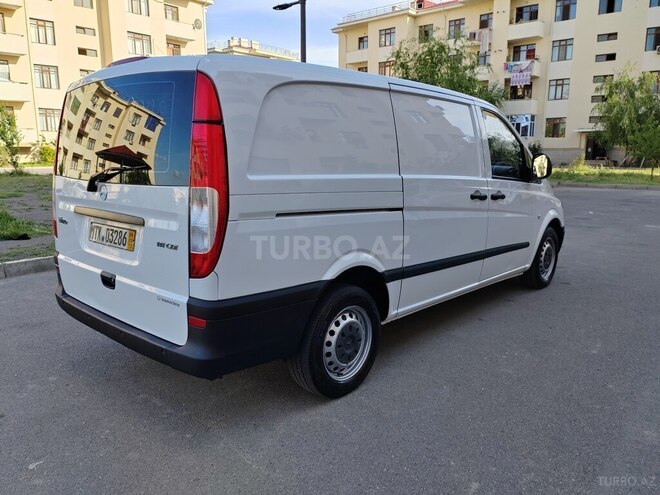 Mercedes Vito 111