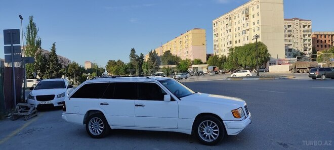 Mercedes E 220 d 1994, 280,709 km - 2.2 l - Bakı