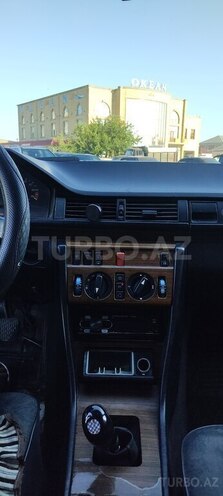 Mercedes E 220 d 1994, 280,709 km - 2.2 l - Bakı