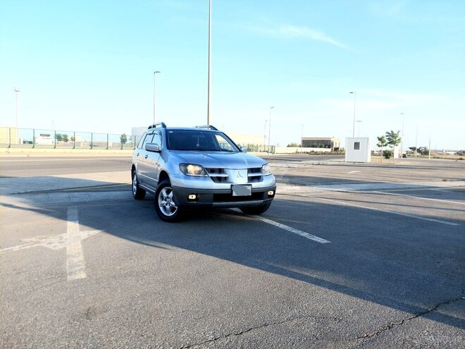 Mitsubishi Outlander 2003, 255,000 km - 2.4 l - Bakı