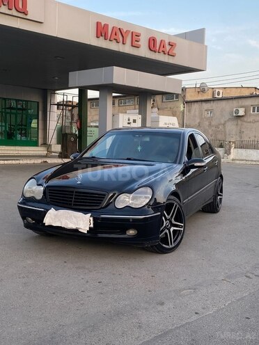 Mercedes C 240