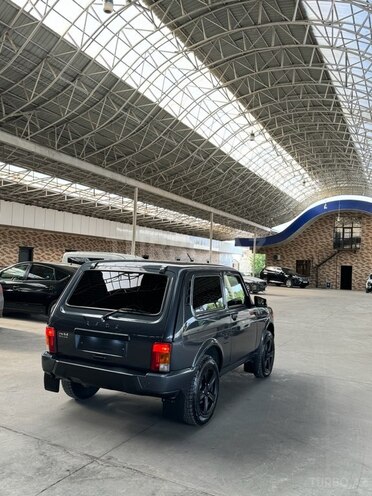 LADA (VAZ) Niva 2021, 24,000 km - 1.7 l - Gəncə