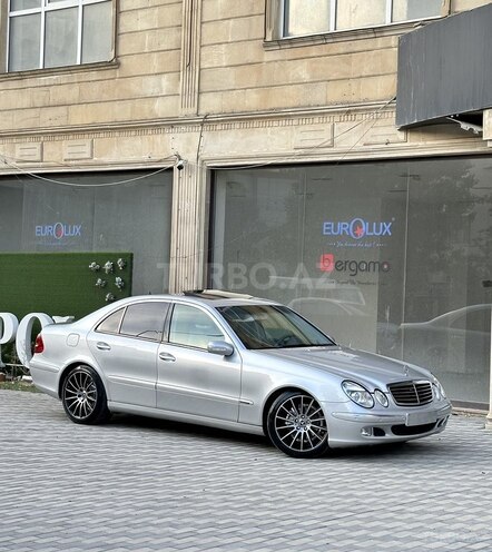 Mercedes E 270 2002, 248,000 km - 2.7 l - Bakı