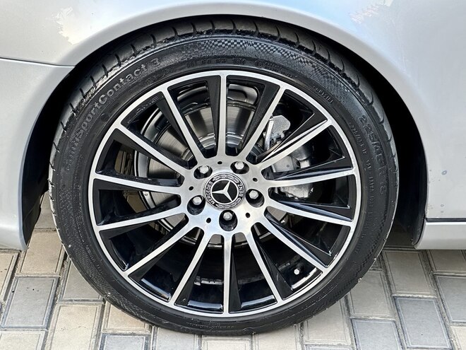 Mercedes E 270 2002, 248,000 km - 2.7 l - Bakı