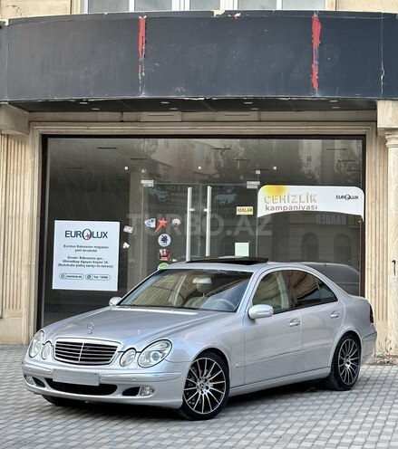 Mercedes E 270 2002, 248,000 km - 2.7 l - Bakı
