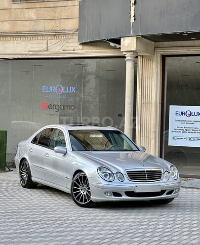 Mercedes E 270 2002, 248,000 km - 2.7 l - Bakı
