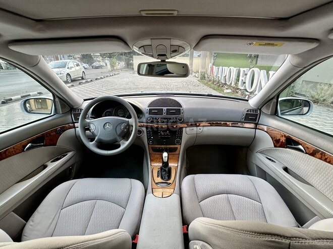 Mercedes E 270 2002, 248,000 km - 2.7 l - Bakı