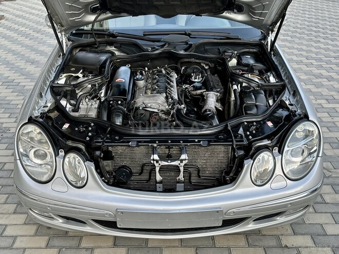 Mercedes E 270 2002, 248,000 km - 2.7 l - Bakı
