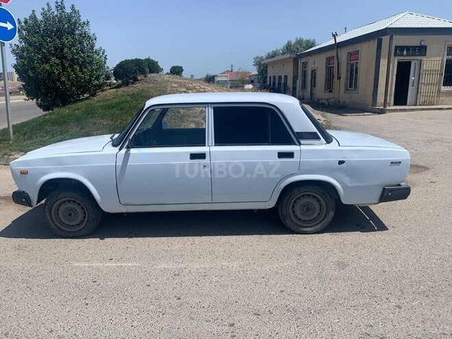 LADA (VAZ) 2107