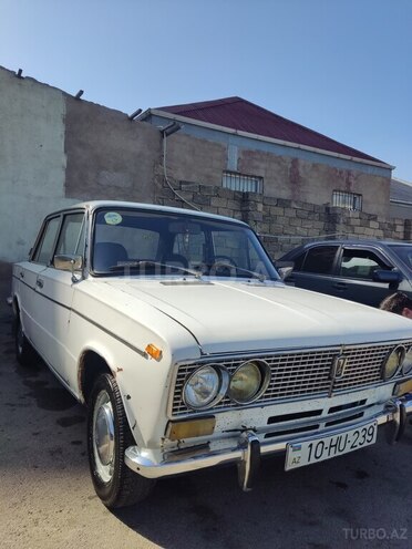 LADA (VAZ) 2103