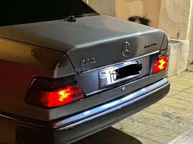 Mercedes E 200 1987, 280,000 km - 2.0 l - Bakı