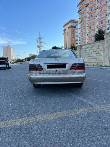 Mercedes E 220 d