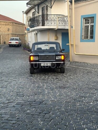 LADA (VAZ) 2107