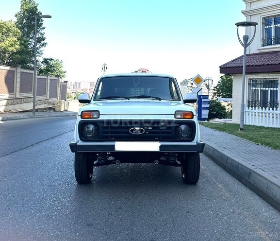 LADA (VAZ) Niva