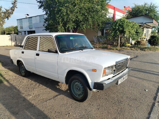 LADA (VAZ) 2107