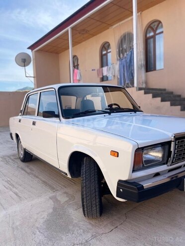 LADA (VAZ) 2107