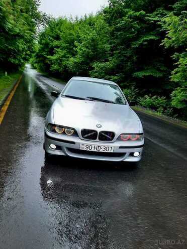 BMW 528