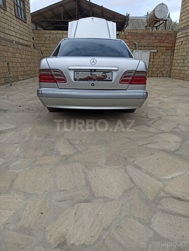 Mercedes E 220 d