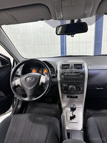 Toyota Corolla 2007, 198,500 km - 1.6 l - Bakı