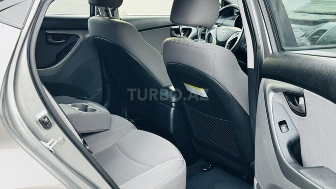 Hyundai Elantra 2015, 97,000 km - 1.8 l - Bakı